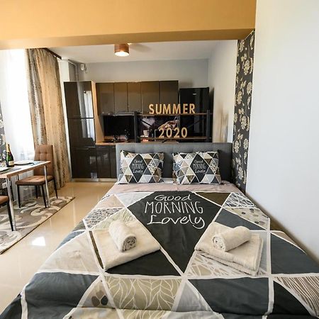 那沃达利Beachside Studio Mamaia Nord公寓 外观 照片